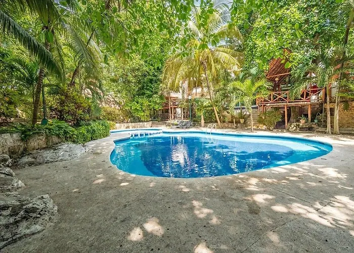 Magnificent One Block From Playacar Playa del Carmen