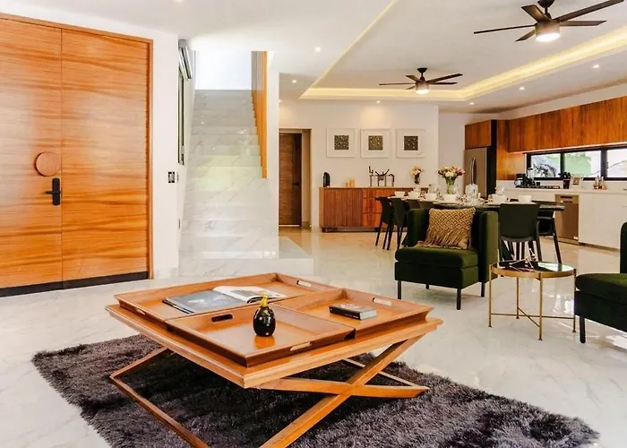 Magnificent One Block From Playacar