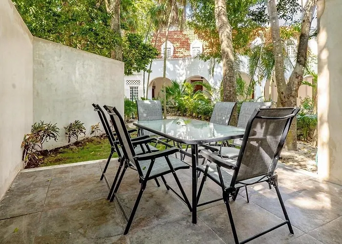Apartment Magnificent One Block From Playacar