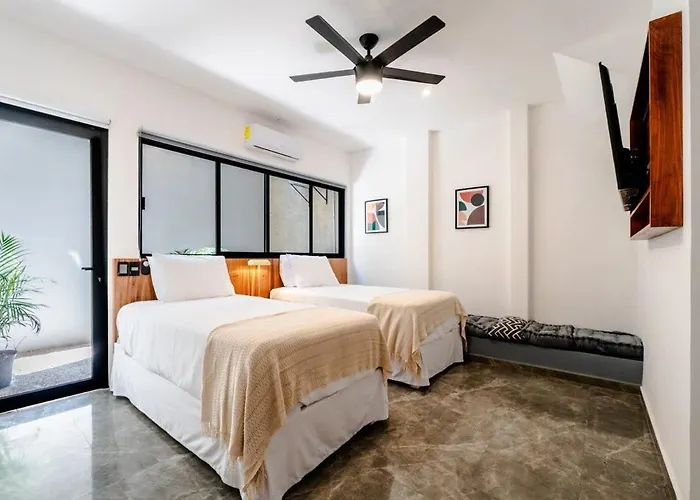 Magnificent One Block From Playacar Apartment Playa del Carmen