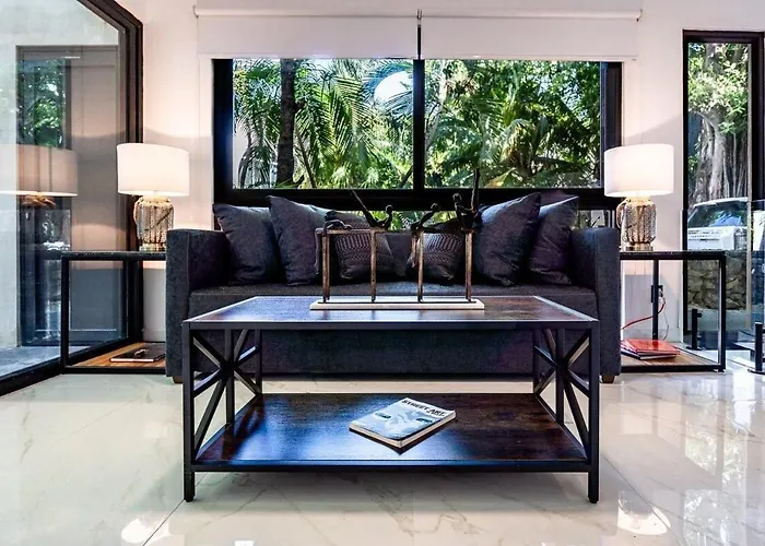 Apartment Magnificent One Block From Playacar *